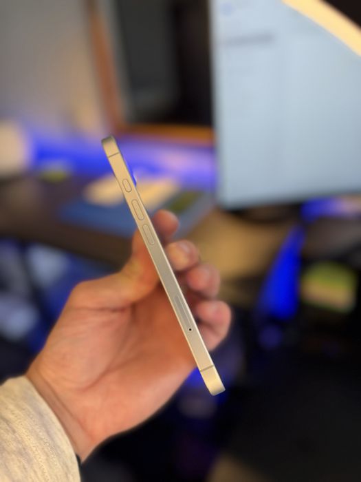 Iphone 17 pentru piese