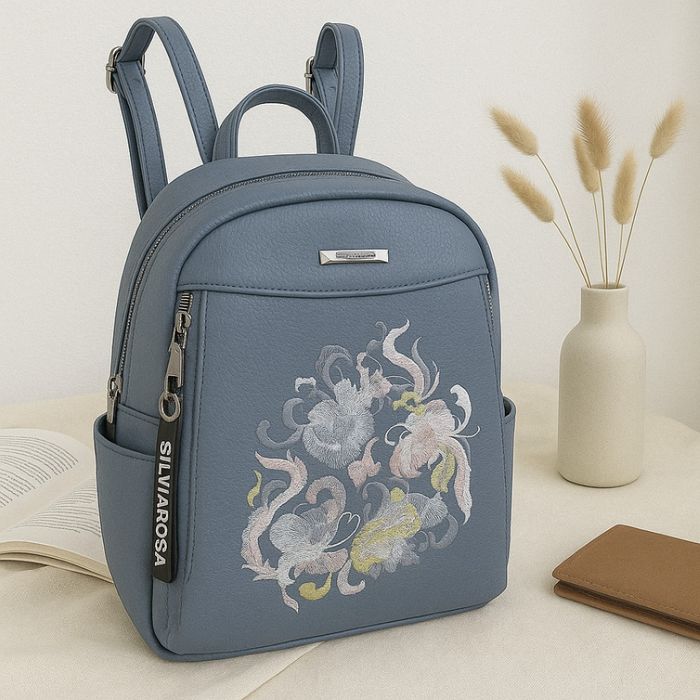 Елегантна и стилна дамска раница с флорална бродерия
