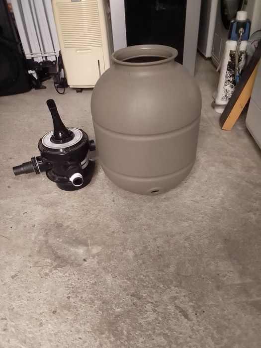Vând filtru nisip piscine