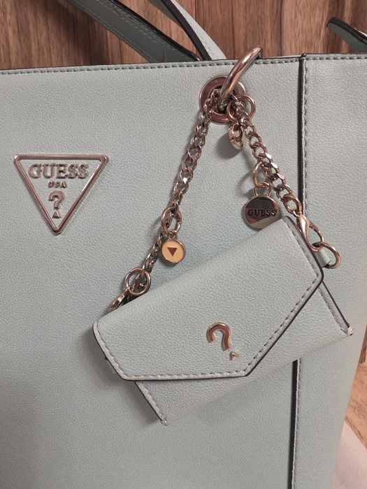 Чанта Guess  - нова
