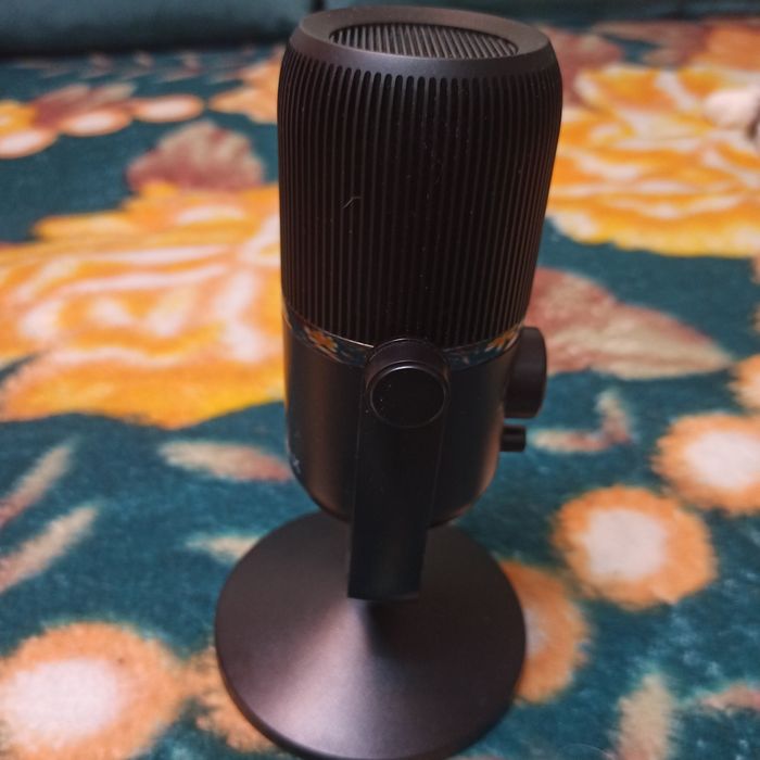 Продам студийный микрофон Thronmax Mdrill Zero M4