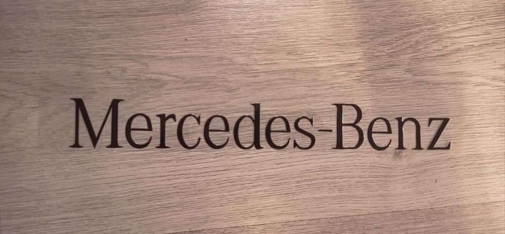 Стикери за кола водоустойчиви