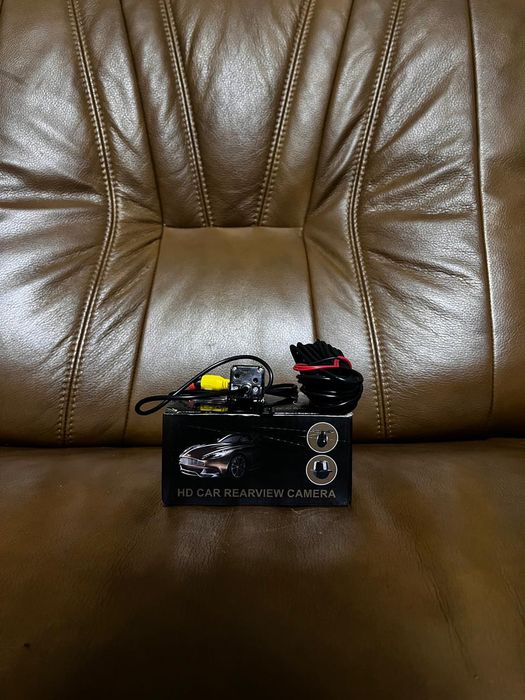 Камера заднего вида для автомагнитолы.