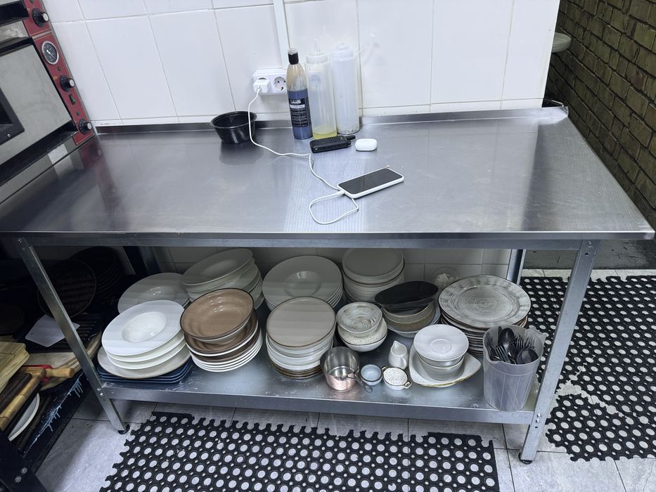 Стол из Нержавеющей стали