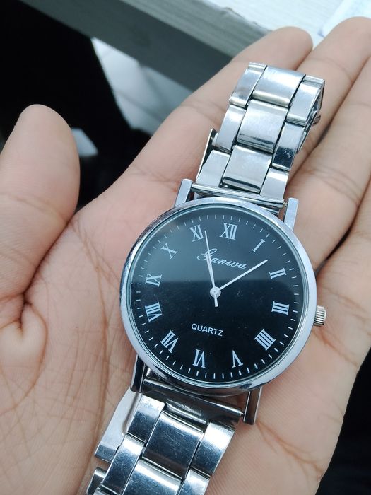 Сағат сатылады         .