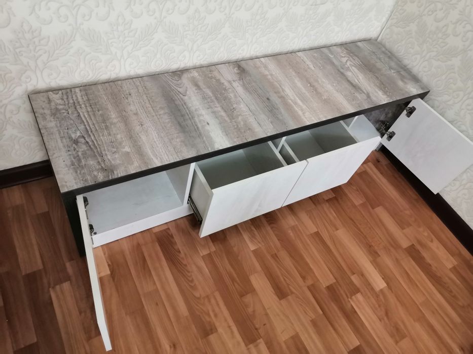 Подставка под телевизор