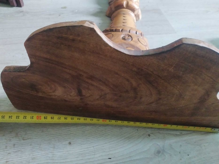 дървена конзола за стена