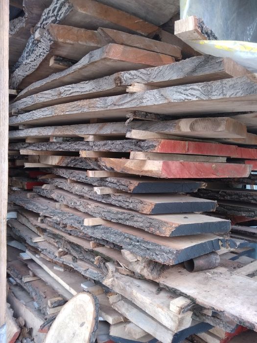 Пиломатериал, доска необрезная