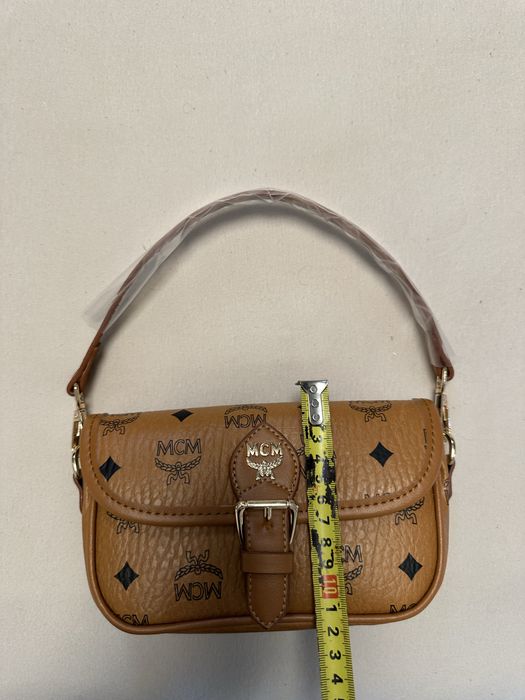 чанта- чисто нова