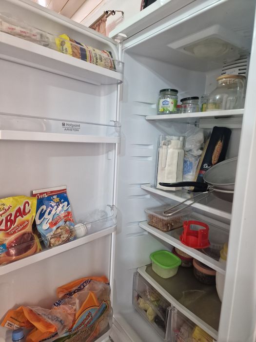 Продам холодильник