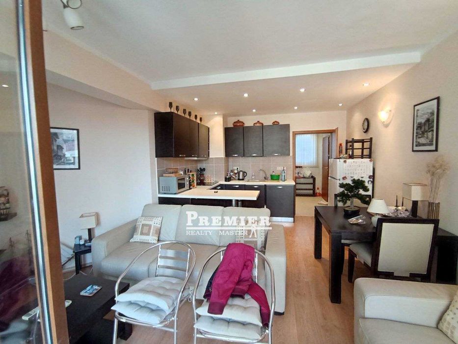 Продава се Тристаен апартамент в к.к. Слънчев бряг - 100 кв.м за 1550 €/кв.м - Снимка #1