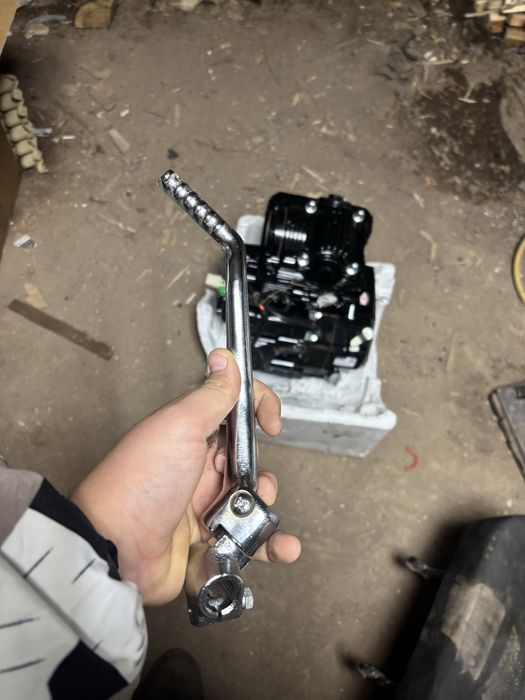 Продавам 300 кубиков двигател за кросов мотор