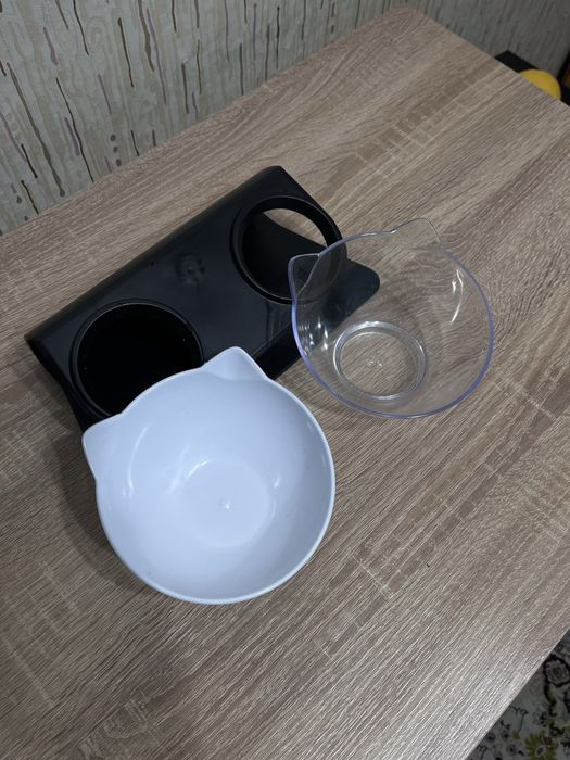 Продам миски для кошек