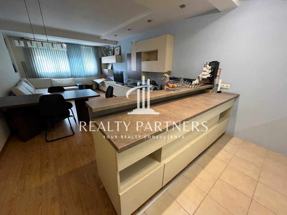 Продава се Двустаен апартамент в София, м-т Гърдова глава - 70 кв.м за 1348 €/кв.м - Снимка #1