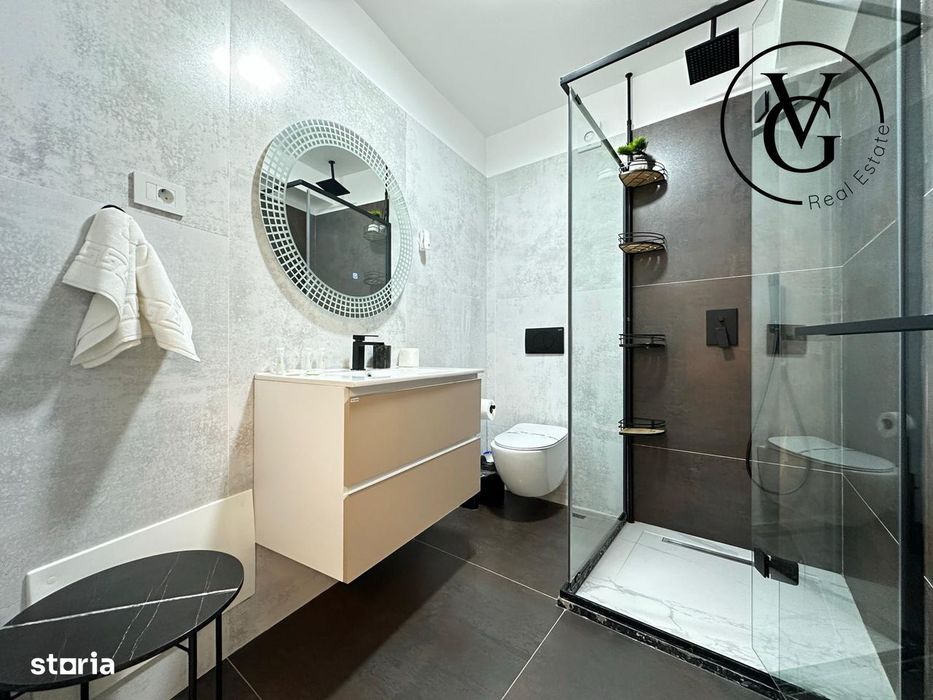 White Titanic - Apartament 2 camere - frontal la mare