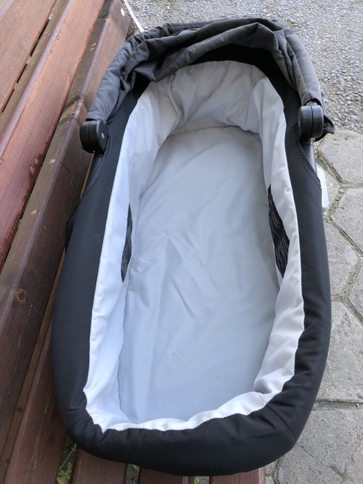 Продавам детска количка Graco EVO 3 в 1