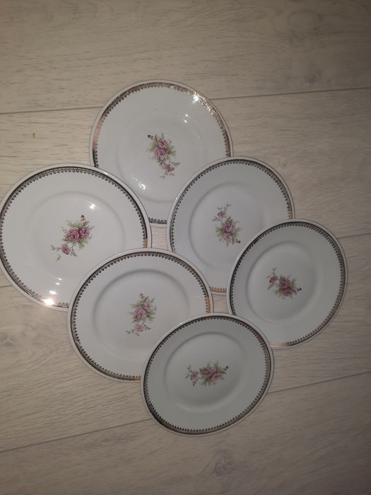 Тарелки 1975 года все 3000