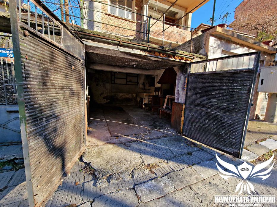Продава се Тристаен апартамент в Асеновград - 90 кв.м за 1723 €/кв.м - Снимка #16