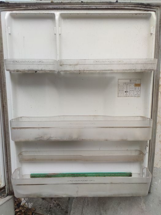 Продам б/у холодильник, не рабочий