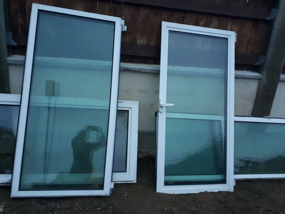 Прозорец от ПВС материал,алуминиев вратопрозорец