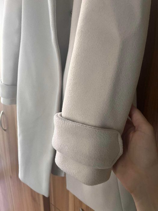 Нежно палто RESERVED