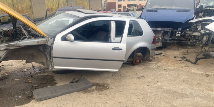 Maneta semnalizare 8LO953513G / 8LO 953 513 G Volkswagen VW Golf a 4-