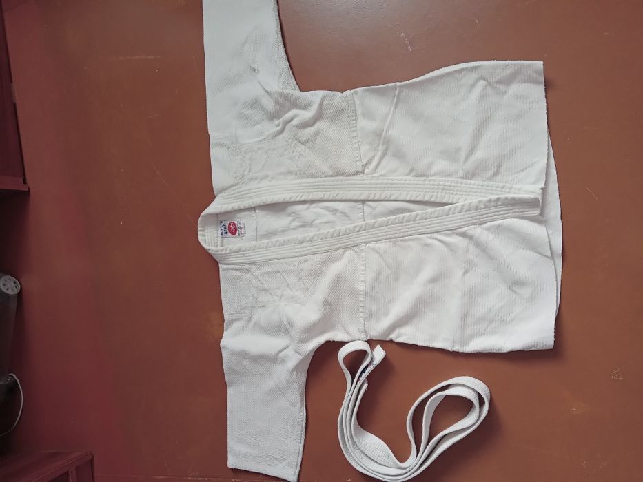 Кимоно. Дзю до и тэйкван до.