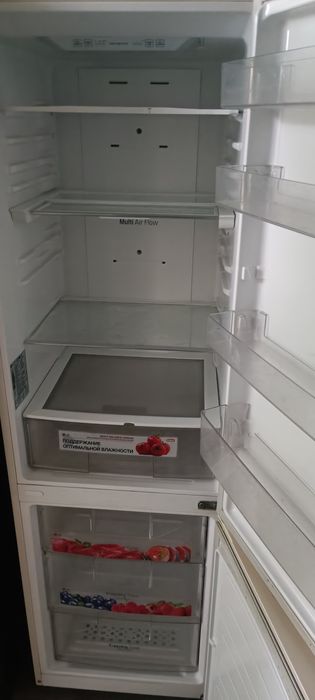Продам холодильник