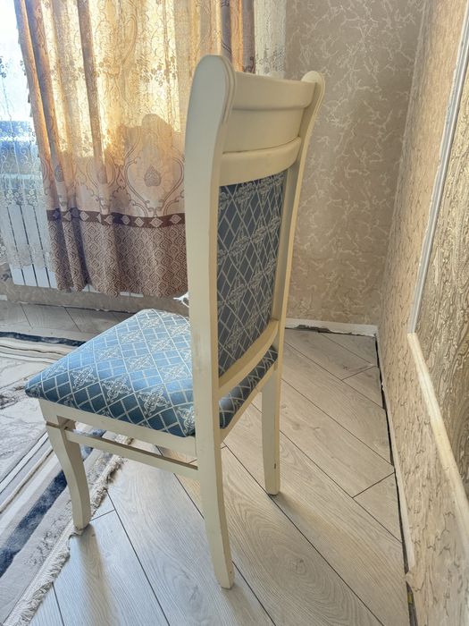 Стол орындық пен бірге