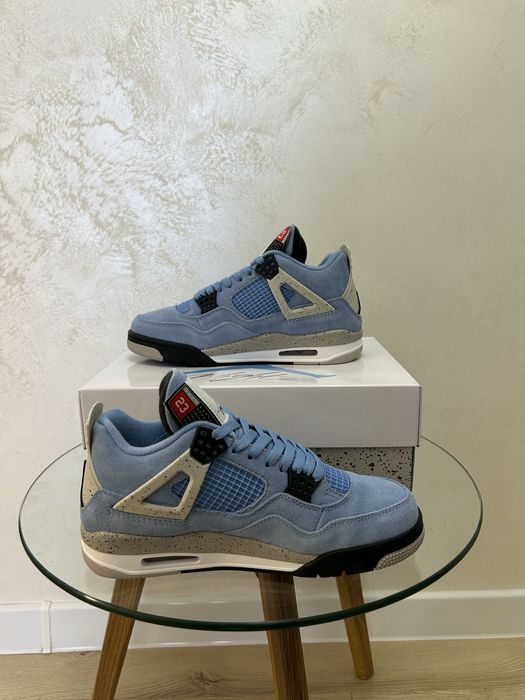 Jordan 4 University Blue