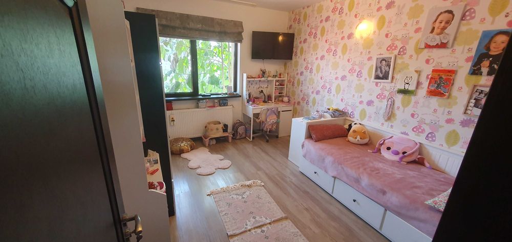 Locuinta individuala din 2 Corpuri de vanzare, P+E+M Dristor