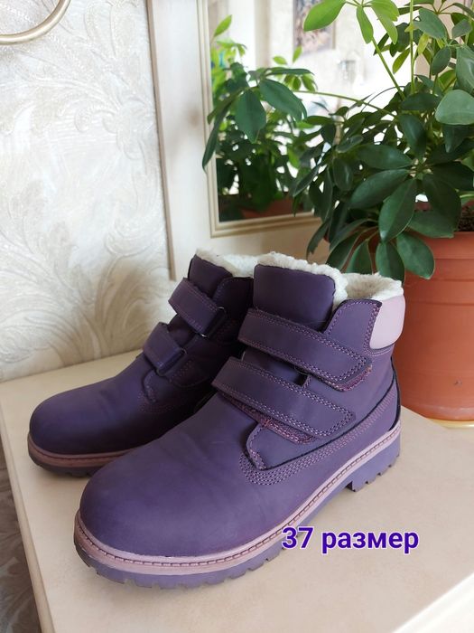 Демисезонные детские ботинки. 37 размер