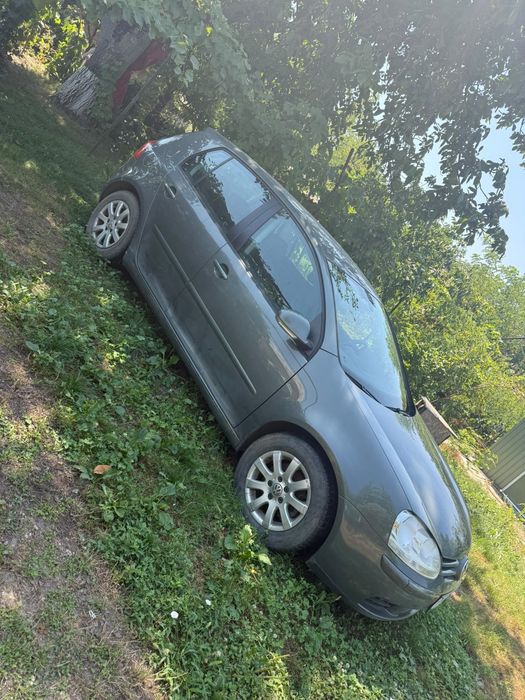 Mașina golf 5 automata