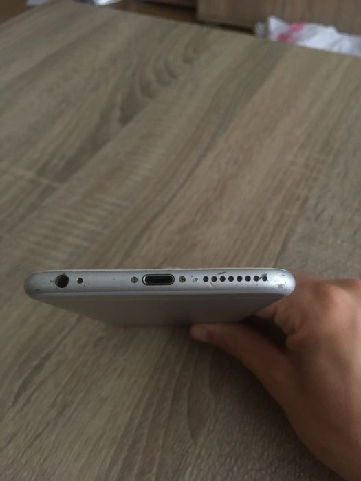 iPhone 6s plus pentru piese sau recarosare