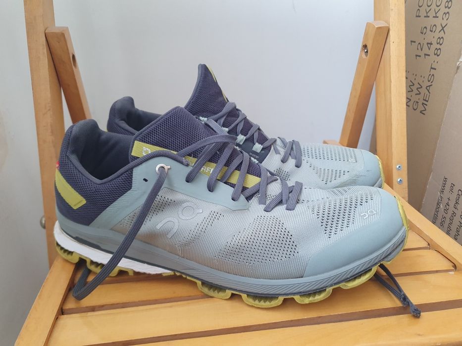 Маратонки On Gloudsurfer 6