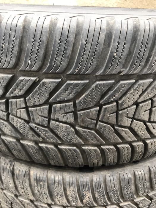 Зимни гуми 19 цола Hankook Winter I cept evo3 245/45/19 DOT1421