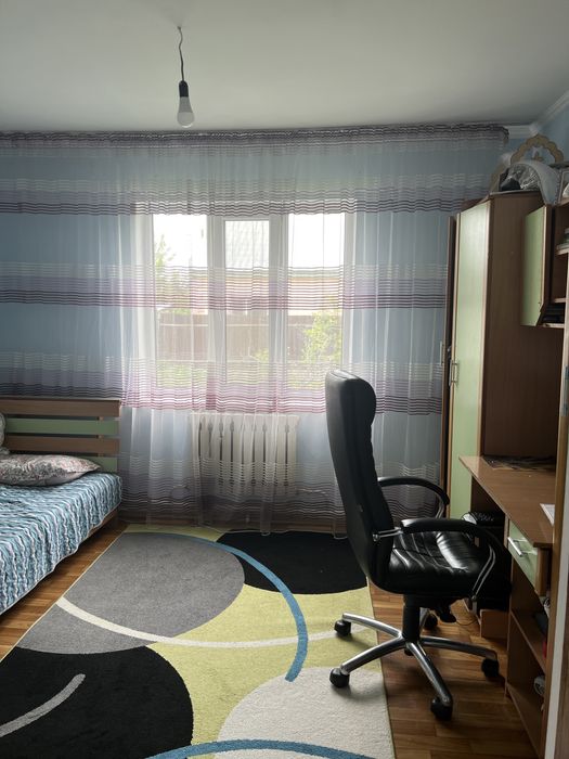 Продаются  отдельный дом .