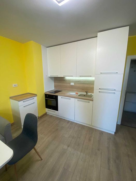 Дава се под наем Едностаен апартамент в София, Малинова долина - 50 кв.м за 357 € - Снимка #1