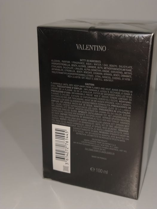 Valentino uomo born in roma