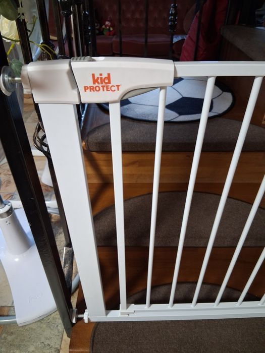 Usi protectie bebeluși