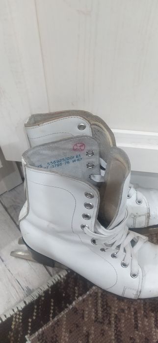 Детские б/у коньки