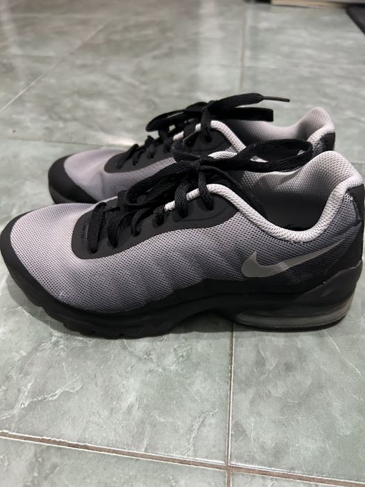 Маратонки Nike 36,5