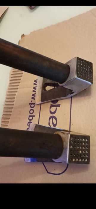 Ръчно ковани брадви