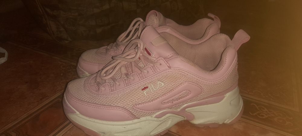 Женская красовка фирма bugatti