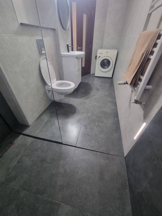 Inchiriez garsoniera Lenin Sud - 250 Euro