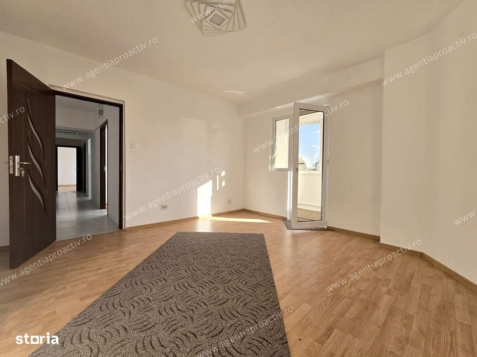 Apartament cu 4 camere, vedere spre Dunăre