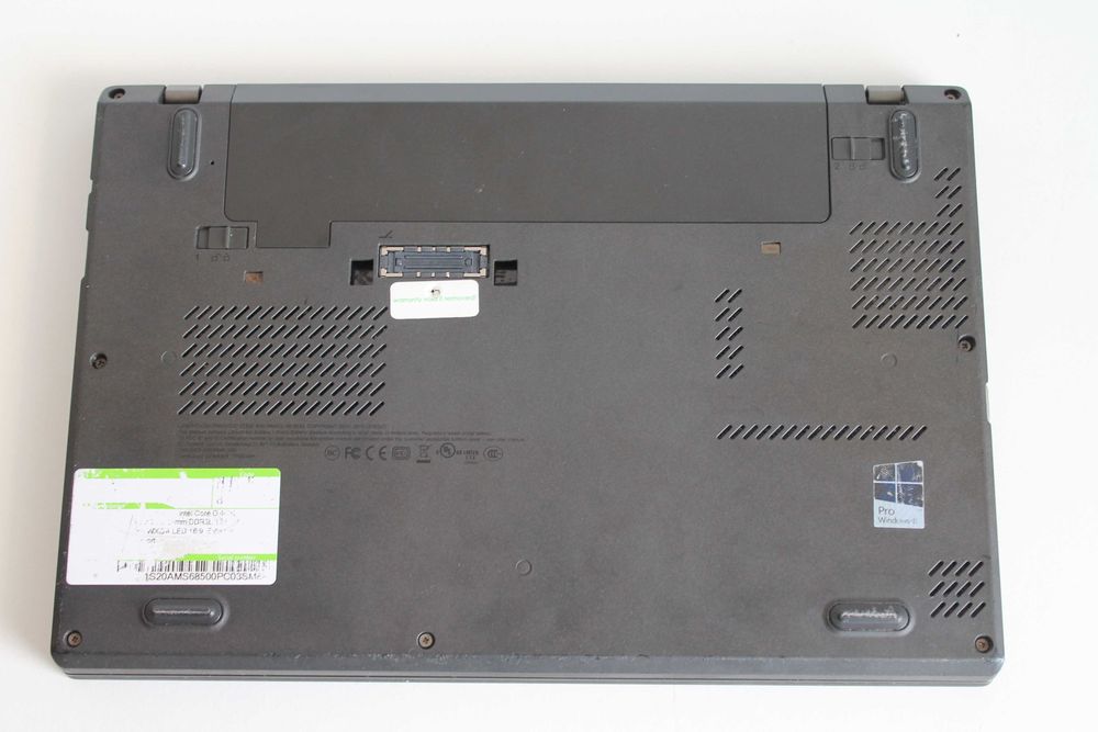 Lenovo ThinkPad x240 4GB RAM, 128GB, с Windows 11, използван