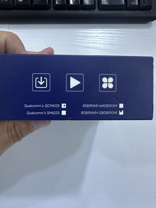 Car play sim+wi fi 8/128gb