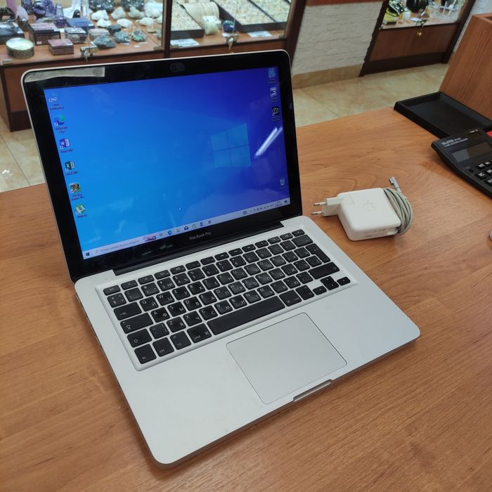 Ноутбук Apple MacBook Pro 13, макбук