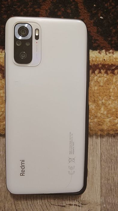 Продам хороший телефон